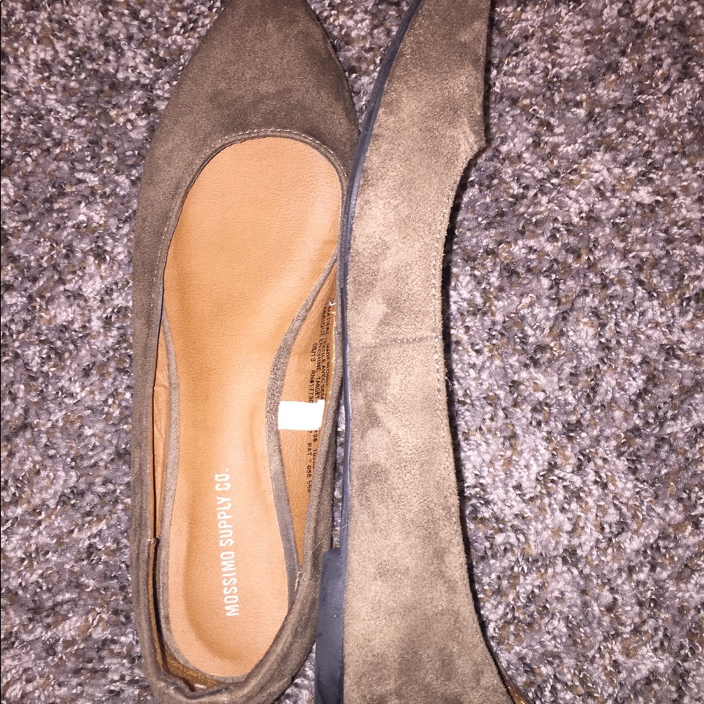 Mossimo Supply Co. Studded flats. NWOT.
